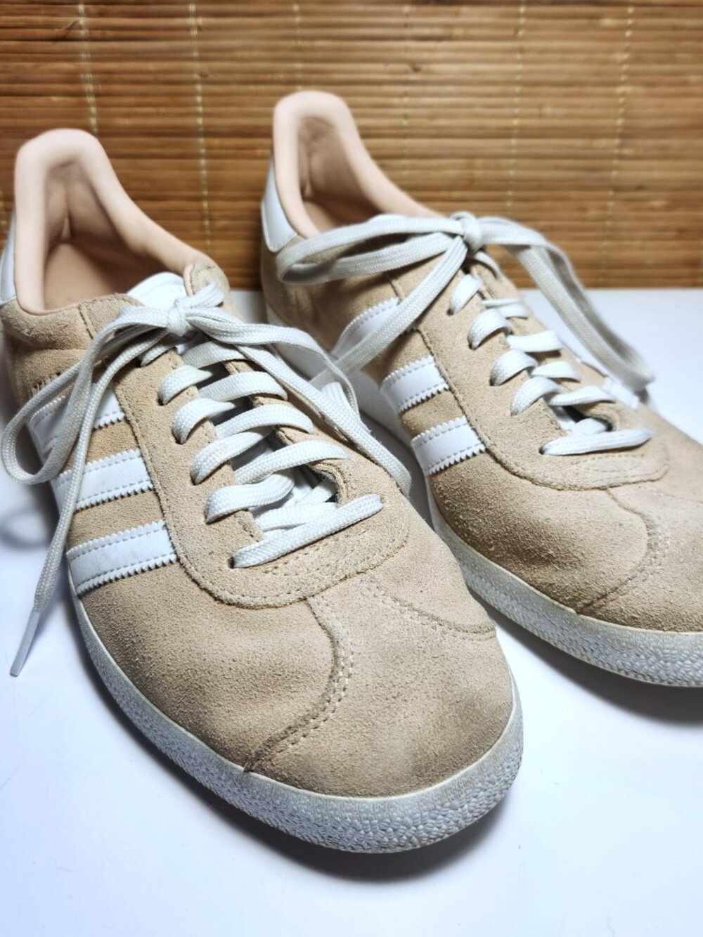 Adidas Gazelle Pink Suede Shoes Womens 8.5 Low Top Athletic Sneaker HQ6965